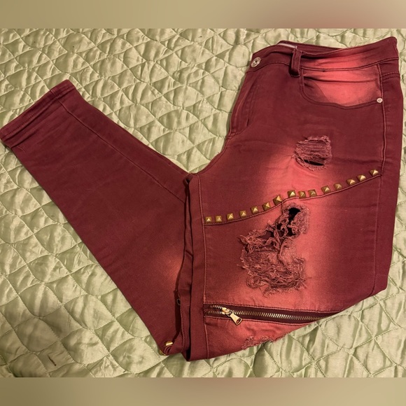 ❤️Women’s Distressed Studded Jeans❤️Rust Color❤️Size 11/12❤️BLUE TOPIC❤️ - Picture 8 of 13